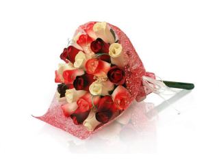 BUCHET DE TRANDAFIRI DIN LEMN „KRISTEN”