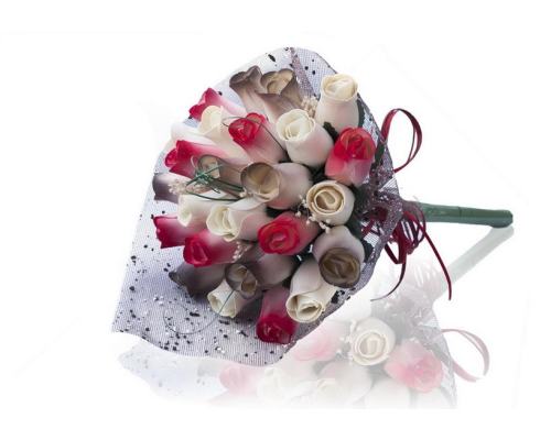 BUCHET DE TRANDAFIRI DIN LEMN "NATALI"