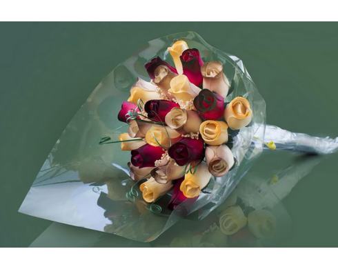 BUCHET DE TRANDAFIRI DIN LEMN „DORIA”