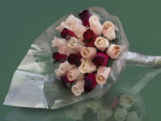 BUCHET DE TRANDAFIRI DIN LEMN „IZZY”