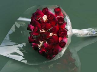 BUCHET DE TRANDAFIRI DIN LEMN „ROSE”