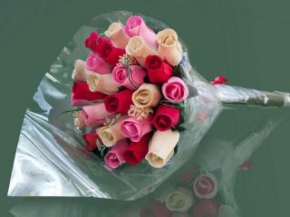 BUCHET DE TRANDAFIRI DIN LEMN „ROZA”