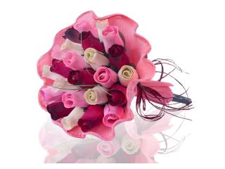 BUCHET DE TRANDAFIRI DIN LEMN "OLIVIA"