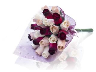 BUCHET DE TRANDAFIRI DIN LEMN "INES"