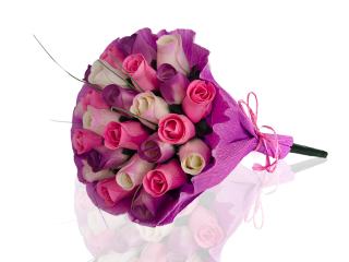 BUCHET DE TRANDAFIRI DIN LEMN "LILY"